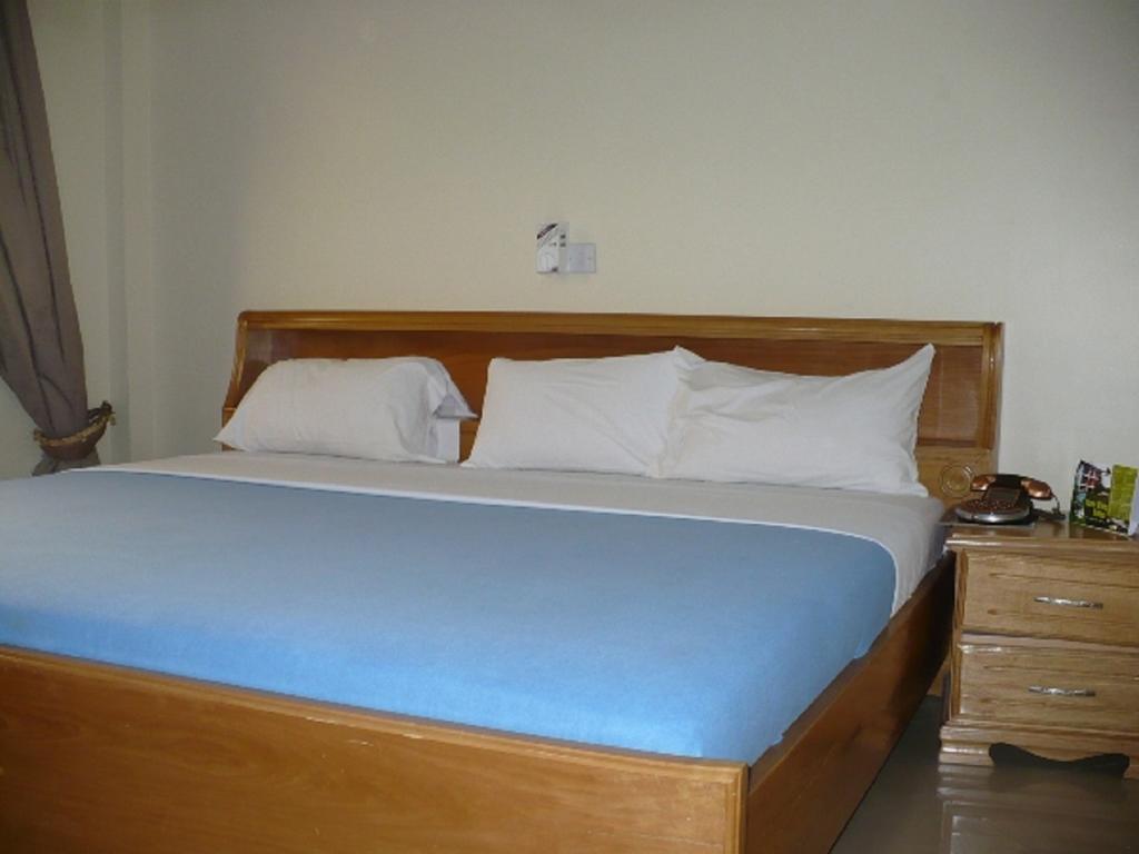 True Vine Hotel Kumasi Room photo